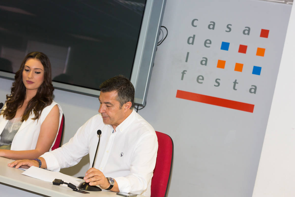 Aleida González y Andrés Llorens, en la presentación. Foto: SIMARRO