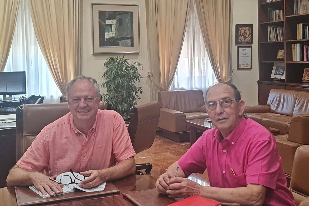El subdelegado del Gobierno en Alicante y el presidente de la Junta Central, en agosto. Foto: AP
